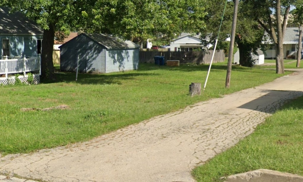 1133 W Wilson Dr, Kankakee, IL 60901 - photo 1
