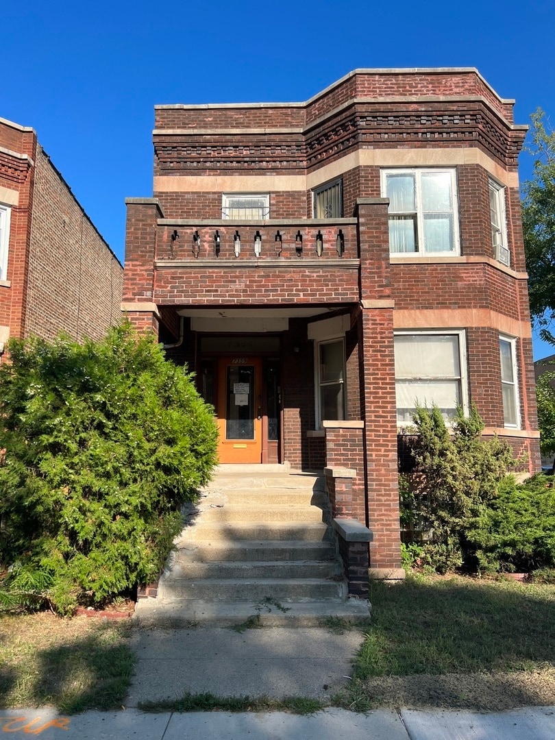 7359 S Dante Ave, Chicago, IL 60619 - photo 1