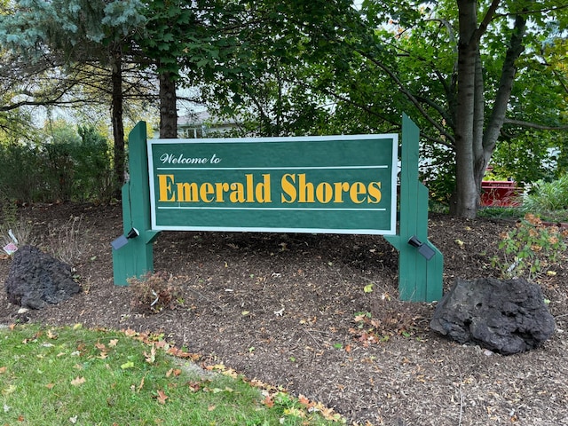 35080 N Ellen Dr, Ingleside, IL 60041