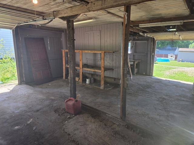 616 N Pleasant St, Princeton, IL 61356 - view of garage