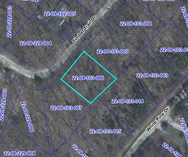 1006 Timber Trail Dr, Dixon, IL 61021