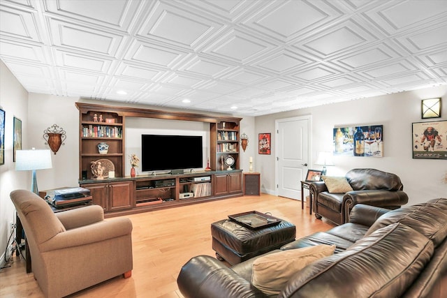 3001 E Stone Creek Blvd, Urbana, IL 61802 - living area featuring an ornate ceiling, recessed lighting, and light wood-style flooring