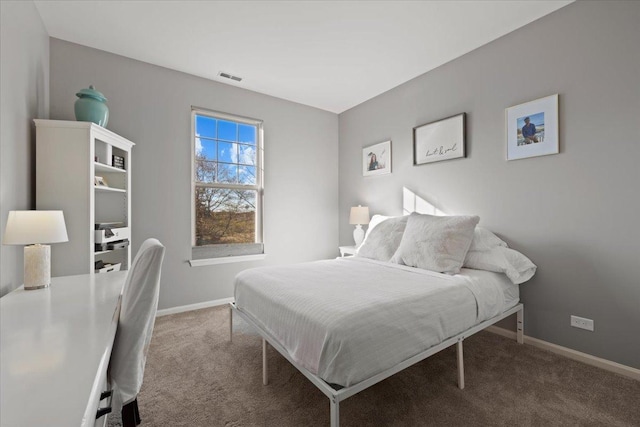 33 Johnson Ct Unit 0, North Aurora, IL 60542 - bedroom featuring carpet and baseboards