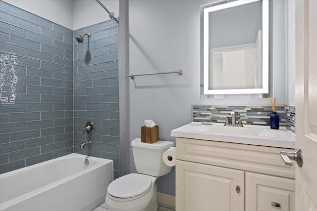 33 Johnson Ct Unit 0, North Aurora, IL 60542 - full bath featuring vanity, shower / bath combination, and backsplash