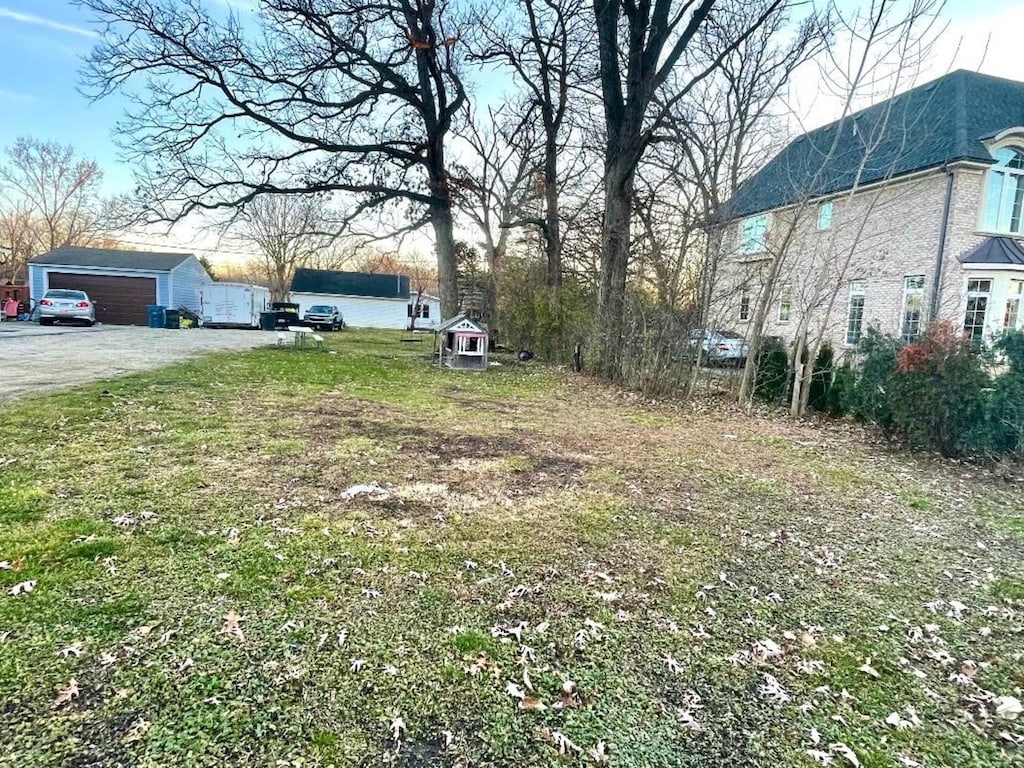 17W231 Red Oak St, Bensenville, IL 60106 - photo 1