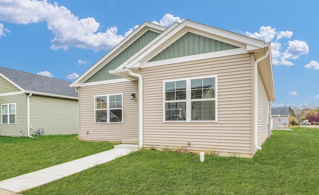 exterior space featuring a yard