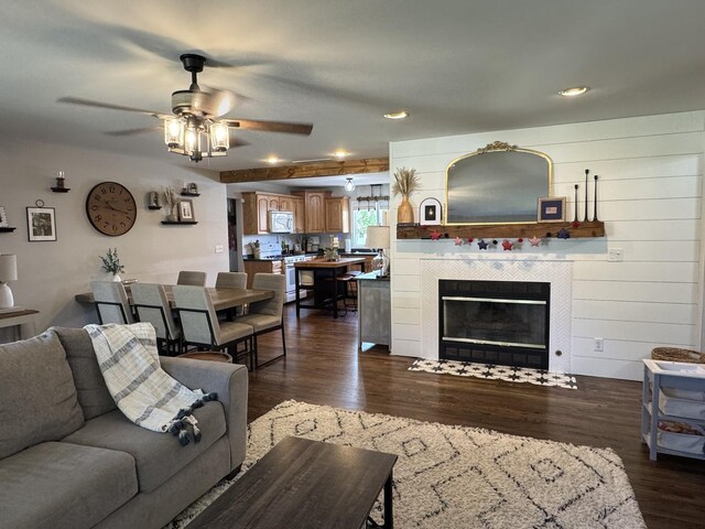 340 N Mulberry St, Herscher, IL 60941 - photo 5