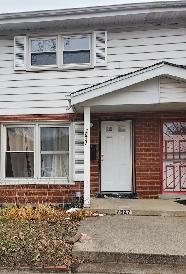 view of entrance to property