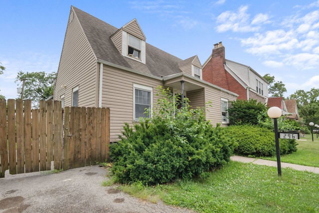 296 E 148th Pl, Harvey, IL 60426 - photo 2