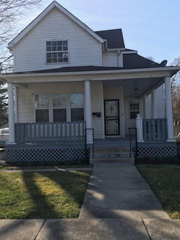 bungalow with a porch