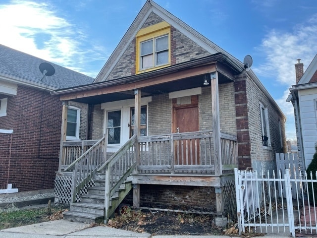 1350 N Monticello Ave, Chicago, IL 60651