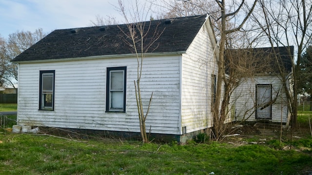 view of home's exterior