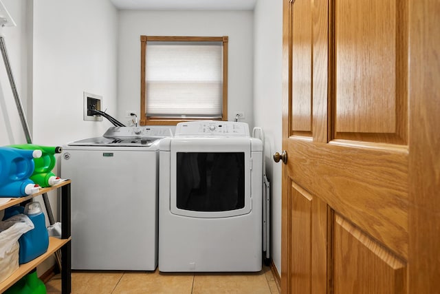 182 Ashley Way, Bloomingdale, IL 60108 - laundry area featuring washer and dryer and light tile patterned flooring