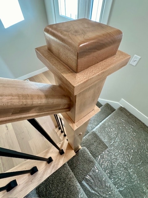 interior details featuring light hardwood / wood-style flooring