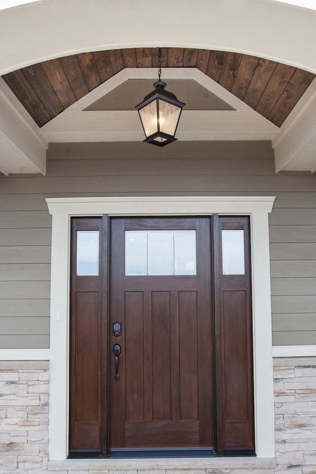 view of property entrance