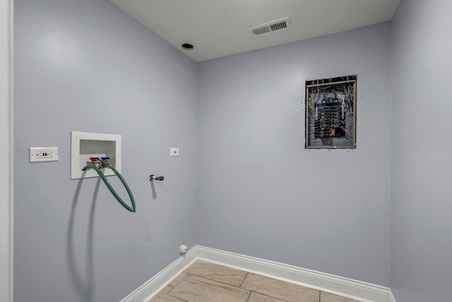 washroom featuring laundry area, baseboards, visible vents, hookup for a gas dryer, and washer hookup