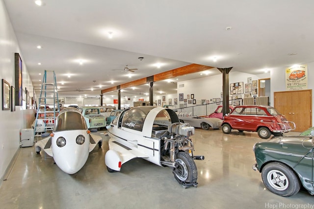 garage featuring ceiling fan