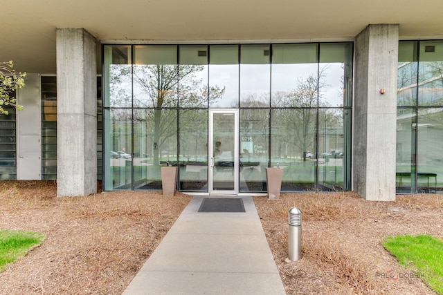 view of entrance to property