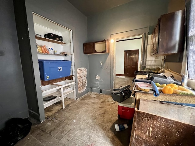 657 W Wood St, Decatur, IL 62522 - view of bathroom