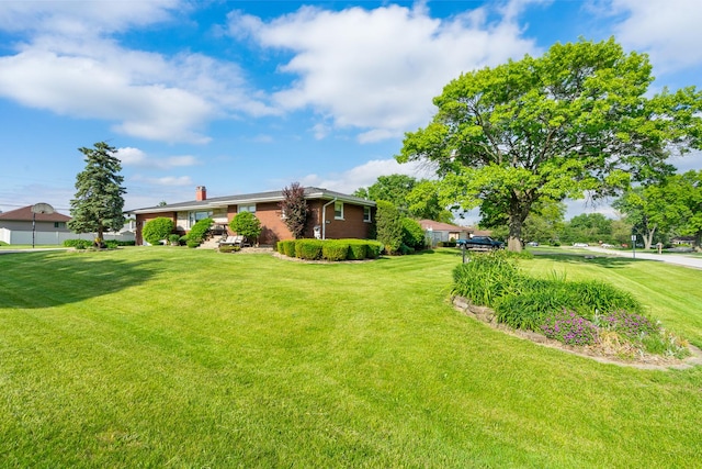 6840 157th St, Tinley Park, IL 60477 - view of green lawn