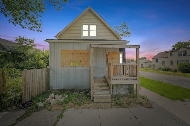 view of front of house featuring covered porch