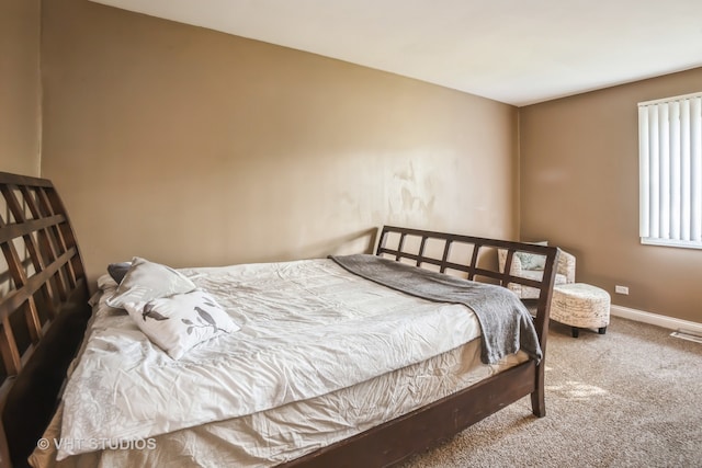 bedroom with carpet flooring