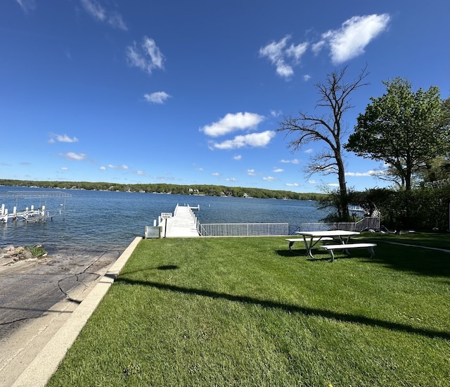 view of water feature with a boat dock