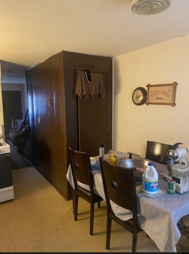 view of tiled dining area