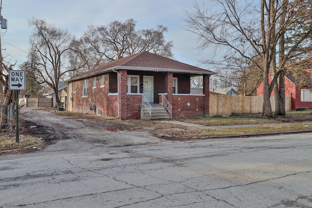 bungalow-style house with covered porch