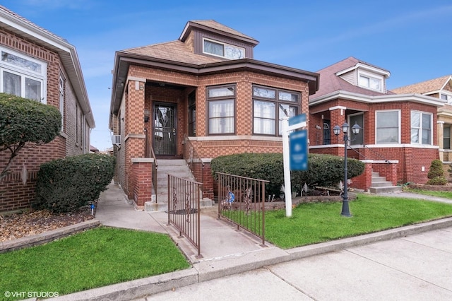 view of front of house with a front yard