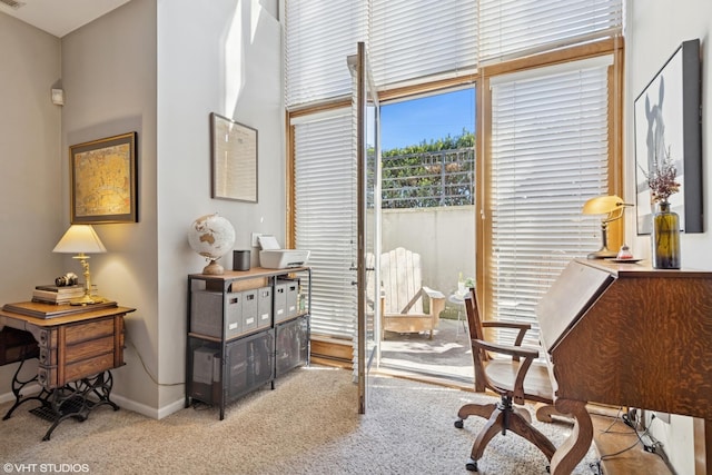 1646 W Augusta Blvd Unit 1, Chicago, IL 60622 - home office featuring carpet floors and baseboards