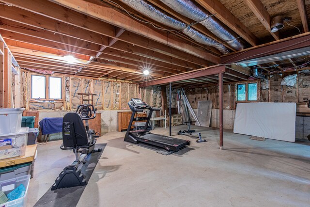 workout area with concrete flooring