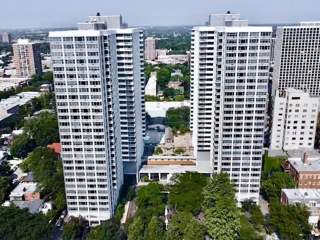 drone / aerial view with a view of city