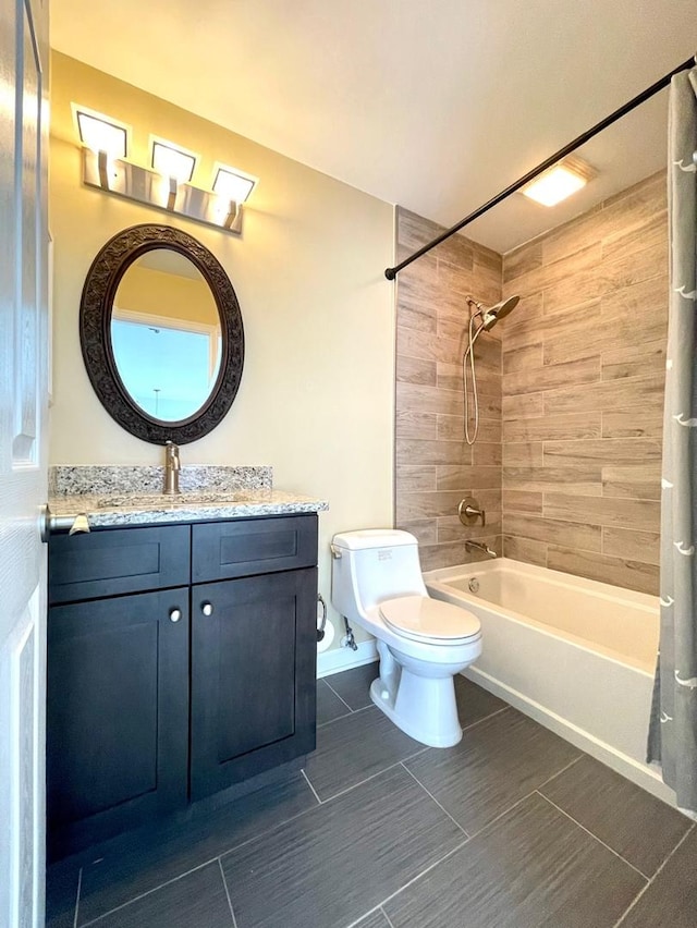 full bathroom featuring shower / bath combo with shower curtain, vanity, and toilet