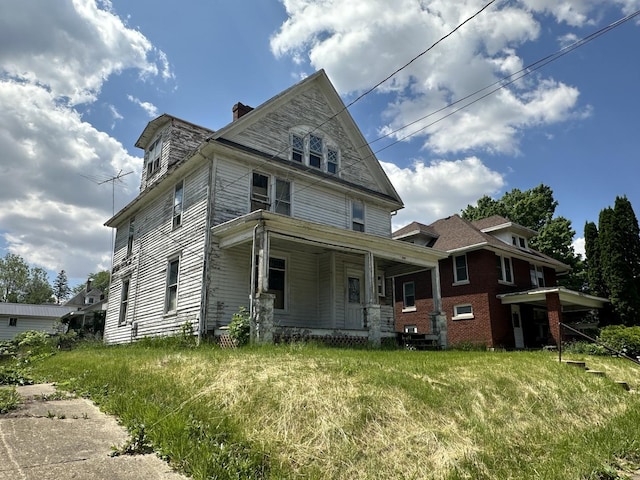 view of front of house with covered porch