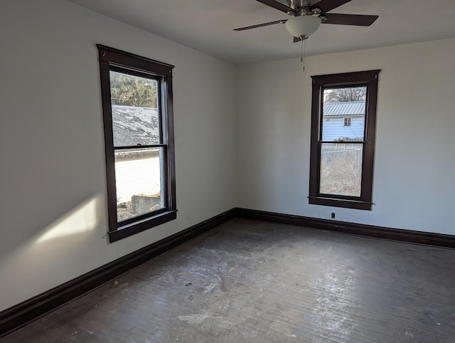 empty room featuring ceiling fan