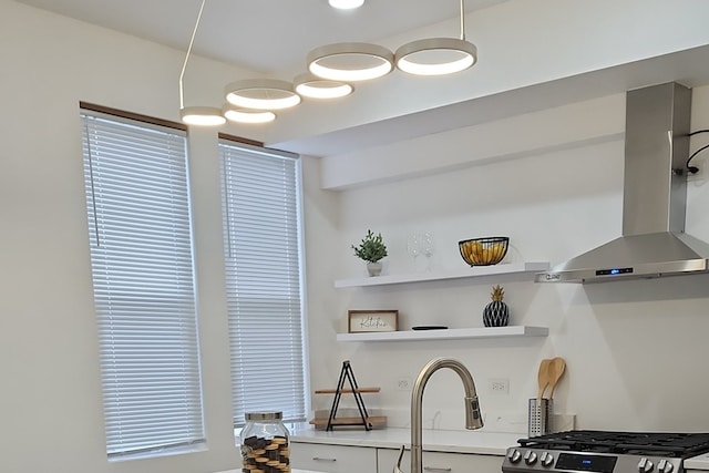 interior space featuring exhaust hood