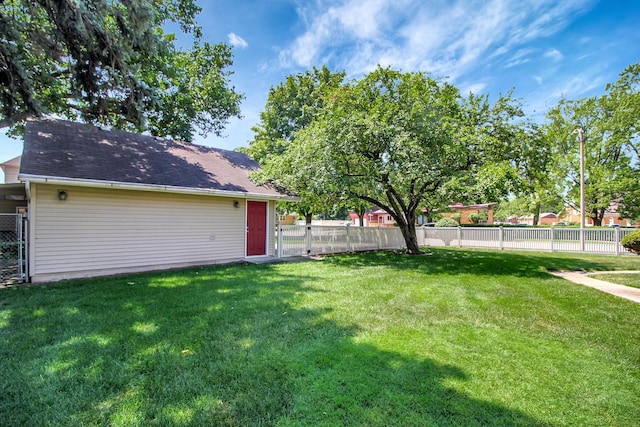 3415 W Maple St, Evergreen Park, IL 60805 - fenced backyard featuring a gate