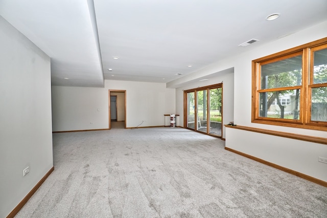 view of carpeted spare room