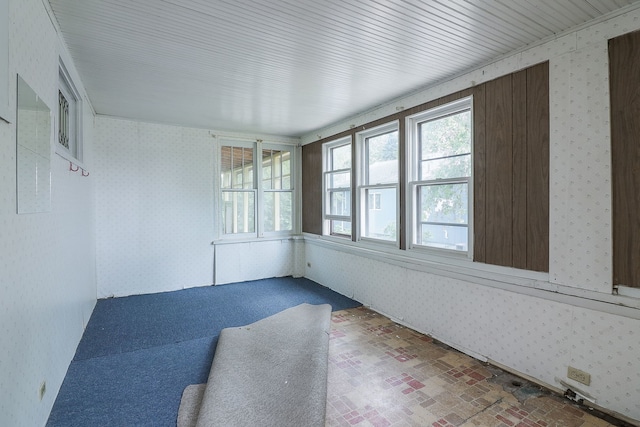 empty room featuring hardwood / wood-style floors