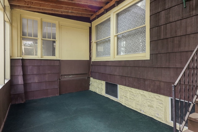 washroom with carpet floors and washing machine and clothes dryer