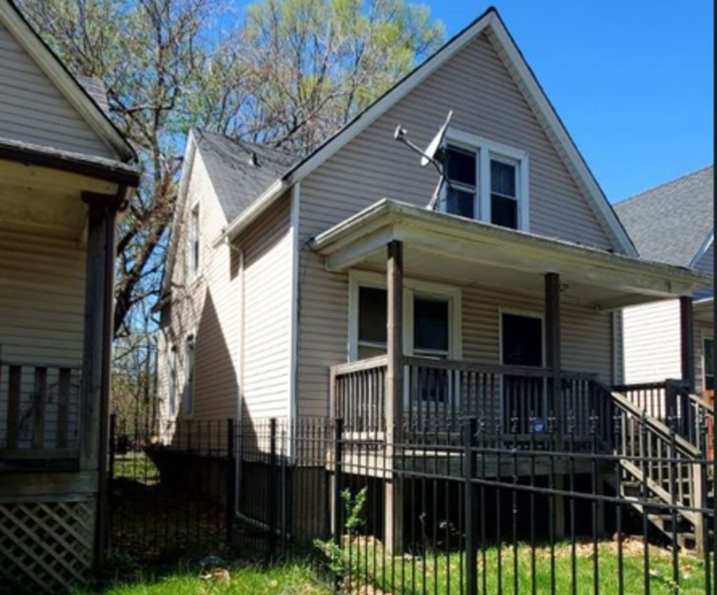 view of front of house with a porch