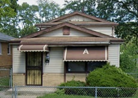 view of front facade