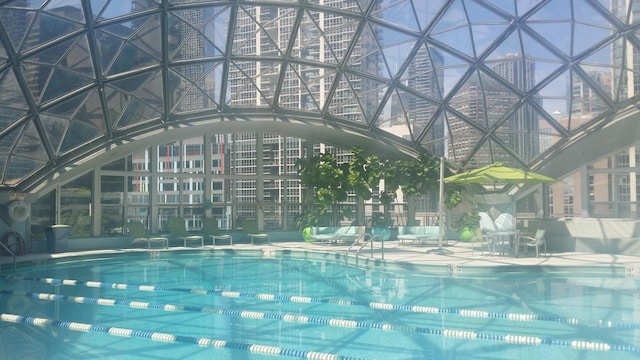 view of swimming pool