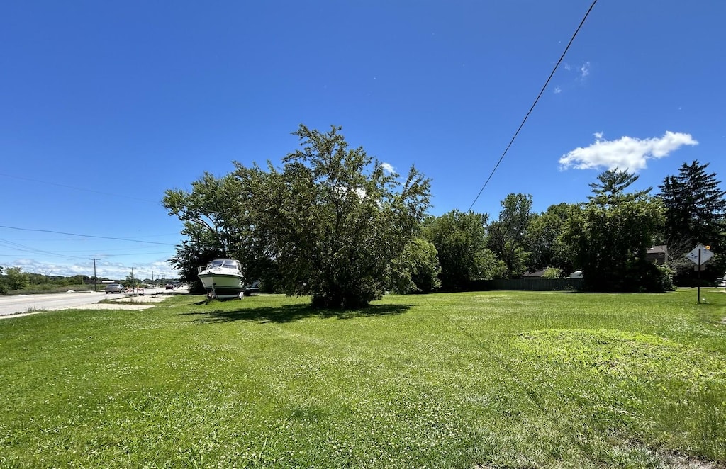 37598 N US Highway 12, Spring Grove, IL 60081