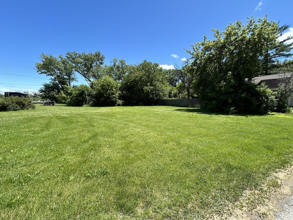37598 N US Highway 12, Spring Grove, IL 60081