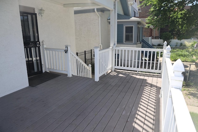1040 N Austin Blvd, Oak Park, IL 60302 - wooden terrace featuring fence