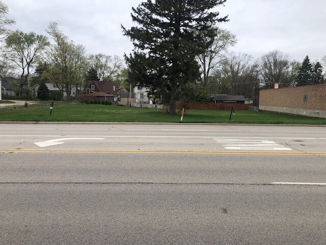 1002 Ogden Ave, Lisle, IL 60532