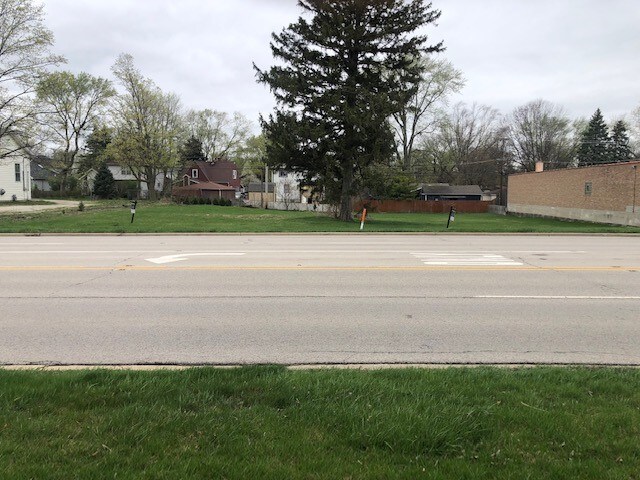 1002 Ogden Ave, Lisle, IL 60532