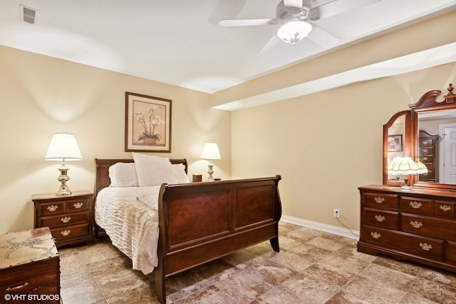 bedroom with ceiling fan